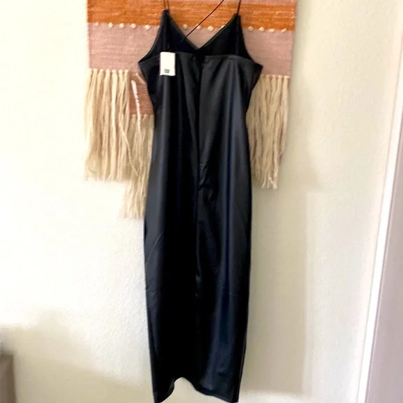 Little black dress, super cute! XL NWT - Picture 2 of 2